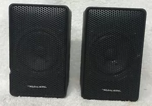 Two REALISTIC Minimus-3.5 Cat. No 40-1996 BLACK Metal 8 Ohm 15 W (Max.) SPEAKERS - Picture 1 of 8