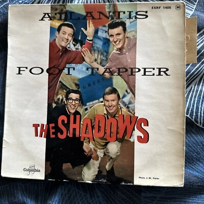 45t The Shadows ‎- Atlantis, Foot trapper , 1961 , BIEM Avec Languette - Photo 1/4