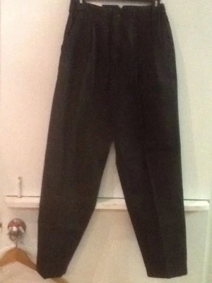 NEW NWT Dockers Pleated Front Women's Black Pants Sz 8 X 28 Petite - Image 1 of 4