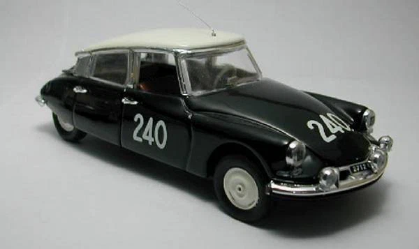 Modellino auto scala 1:43 Rio  CITROEN DS 19 N.240 MILLE MIGLIA  ROZE-DUBESSA... - Immagine 1 di 1