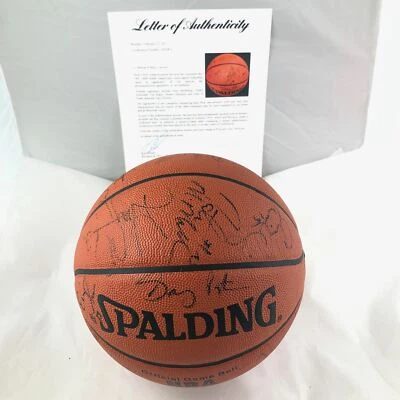 1997-98 Seattle Supersonics Team Signed Basketball PSA/DNA Autographed - Image 1 of 4