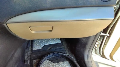 Mazda 3 2010 conjunto de guantera puerta completa con pestillo OEM BT2 bronceado dune Foto 1 de 3