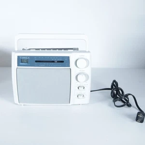 Timex Indiglo Illuminato Portatile 4 Bande Meteo Orologio Radio T249G Cavo Testato - Foto 1 di 7