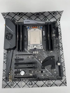 Bundle ASUS ROG Strix X399-E Gaming AMD Ryzen Threadripper 1900X 32GB di RAM - Foto 1 di 4