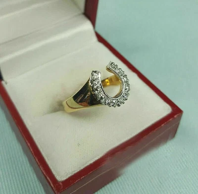 Anillo de diseñador de 1 quilate con acabado en oro de 14 k de herradura creado en laboratorio de diamantes para hombre o mujer Foto 1 de 4