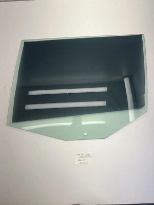 Volkswagen Jetta Wagon 2010-2014 puerta trasera izquierda ventana cristal OEM.  Foto 1 de 4