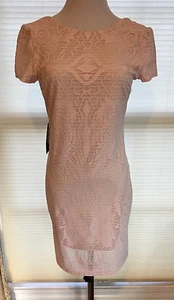 NWT La Pina Dress Pink Lace Open Back Size Medium Perfect Short Sleeve - Picture 1 of 5