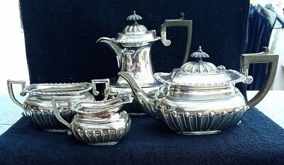 Sterling Silver 4pc George V Teaset - Image 1 of 4