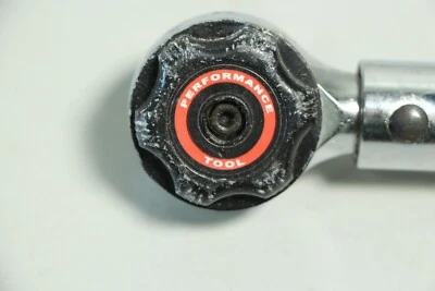 Perfomance Tool m197 1/4 Inch Drive Torque Wrench 250 Inch/lb Dual Scale 127655 - Image 1 of 4