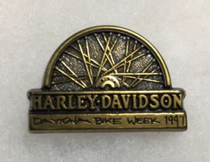 ONE 1997 Harley Davidson Daytona Vest Jacket Pin - Picture 1 of 4