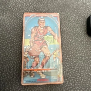 Vintage Handheld Pinball Game Bluebox Mini Mate 1976 Basketball 5 Silver Balls - Picture 1 of 13