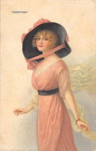 CPA ILLUSTRATEUR / FEMME 1900 / ELEGANTE AU CHAPEAU / DOROTHEA - Picture 1 of 1
