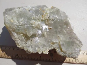 480 FLUORITE WITH OTHER MINERALS SPECIMEN. CHINA. 1284 GRAMS/2.8#. - Picture 1 of 6