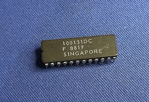 100131DC FSC MC100131 ECL VINTAGE 8819 24-Pin CERDIP Rare! LAST ONE - Bild 1 von 1