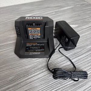 Genuine RIDGID 18 Volt Lithium Ion Compact Battery Charger R86093 - Picture 1 of 8
