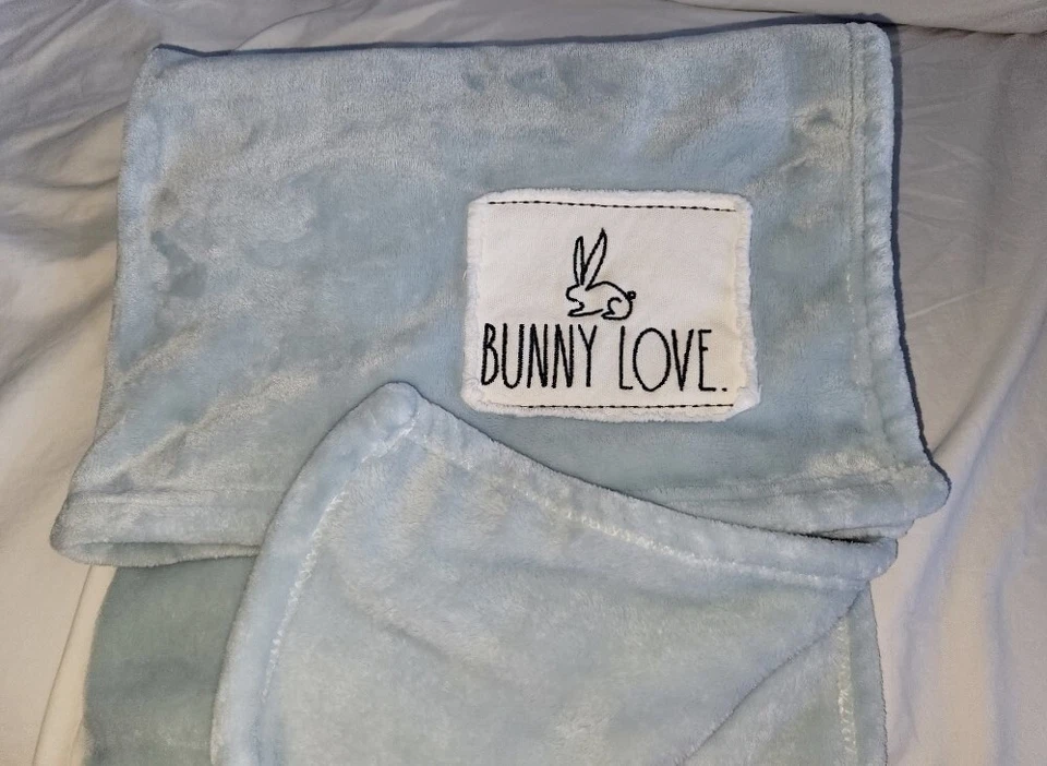 Manta Rae Dunn Minky Peluche Conejito Amor Conejo Suave Foto 1 de 4