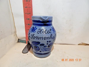 Jarra de vino o agua esmaltada con sal Hotel Sonnenhof de 0,5 litros - ¡Sin daños! - Imagen 1 de 3