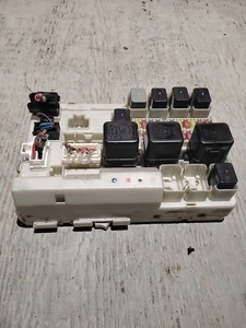 284B7AQ004 Nissan Altima 2004-06 IPDM FUSEBOX BCM POWER MODULE 1C9 365 B5 - Picture 1 of 3