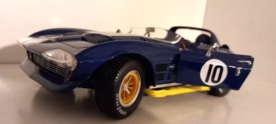 1/18 Chevrolet Corvette Grand Sport Roadster 1964 Road Signature - Photo 1/4