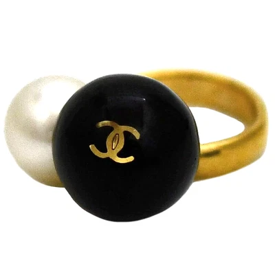 Anillo CHANEL Marca de Coco Logo Chapado en Oro Imitación Perla Negro Blanco US6.25 03C con Caja Foto 1 de 4