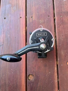 newell 447-5 fishing reel - Picture 1 of 6