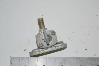 Yamaha YZ 250 YZ 125 Gas Valve Fuel Petcock 3JD-24500-01-00 1989-2004 - Image 1 of 3