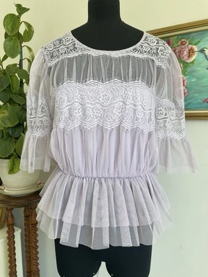 Top transparente de encaje de tul pastel Forever 21 para mujer talla M coqueta hada victoriana Foto 1 de 4