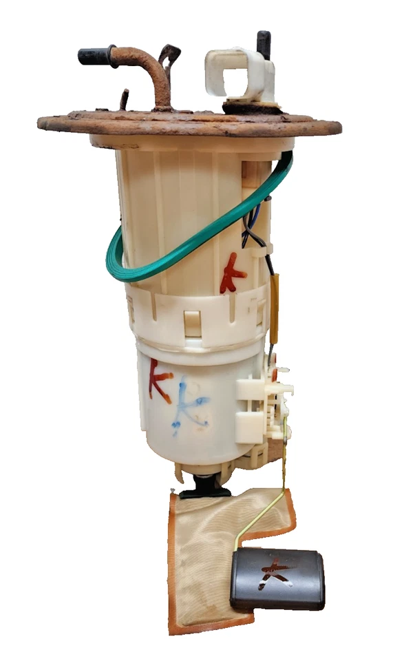 2006–2011 Hyundai Azera/Sonata/SantaFe Fuel Pump Assembly OEM 31110-3L010 - Image 1 of 4