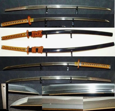 Espada Katana Samurai Personalizada "Minty Gendaito" Ex Oficial Japonés de la Segunda Guerra Mundial Foto 1 de 4