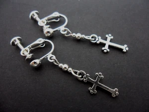 A PAIR OF TIBETAN SILVER DANGLY CROSS SCREW BACK CLIP ON EARRINGS. - Picture 1 of 1