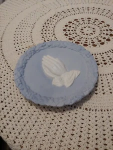 Praying Hands wall plaque stoneware Vintage Lego Taiwan blue wedgewood-like - Picture 1 of 5