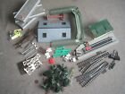 Oo Gauge Station And Accessories - Job Lot