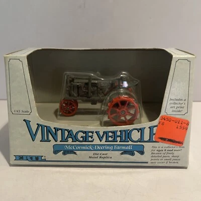 😍 Ertl Vintage Vehicles McCormick Deering Farmall Tractor Diecast 1:43 NIB 😍 - Image 1 of 4