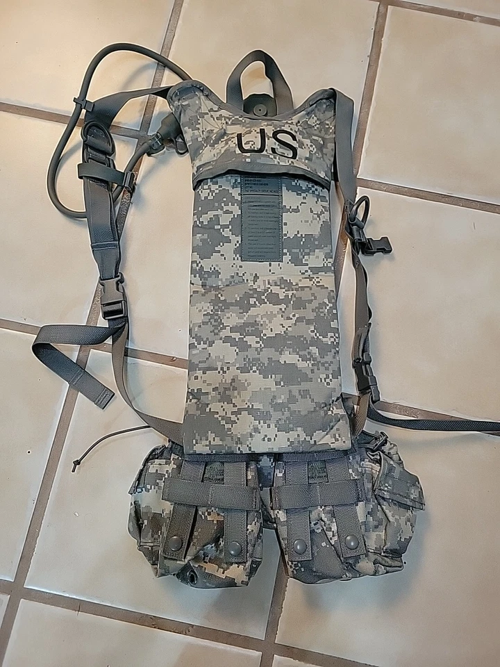 U.S. Military Issued MOLLE 2-Hydration Carrier￼ Complete With Bladder/2 Pouches - Image 1 of 4