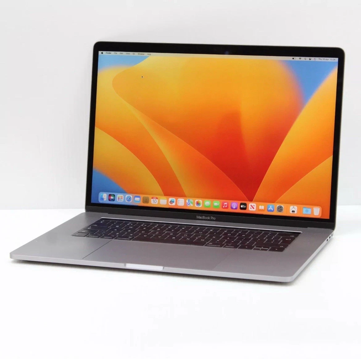 Apple MacBook Pro Intel Core i7 7th Gen. 16GB Laptops for sale
