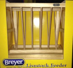 Accesorio Breyer Models alimentador de madera para ganado - Imagen 1 de 3