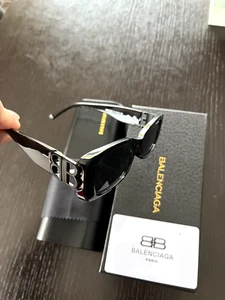 Occhiali da Sole Balenciaga Colore Nero Condizione Top - Zdjęcie 1 z 6