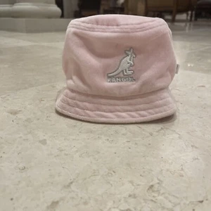 KANGOL Bermuda Casual Bucket Velour BIN Pink MÜTZE - Bild 1 von 6