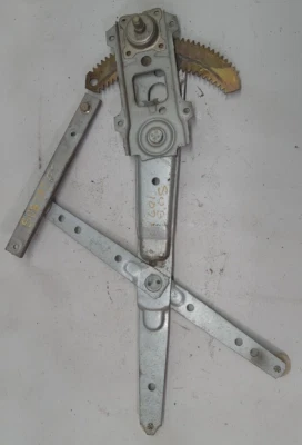 1987 - 1994 SUBARU JUSTY FRONT RIGHT SIDE WINDOW REGULATOR OEM, 125-58200 - Image 1 of 4