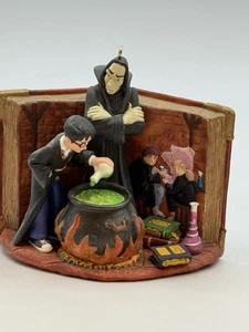 Adorno vintage 2001 Hallmark Keepsake Harry Potter "The Potions Master" - Imagen 1 de 4
