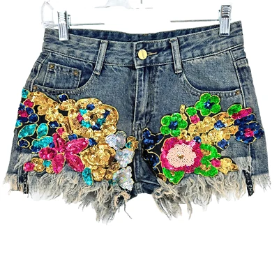 Pantalones Cortos Corte Deslumbrante Para Mujer Talla 26 Arco Iris Floral Lentejuelas Deshilachados Envejecidos Foto 1 de 4