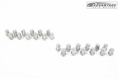 GMC ACADIA 2020-2023 RUEDA DELANTERA O TRASERA TUERCA PERNO PLATA JUEGO DE 24 OEM Foto 1 de 4