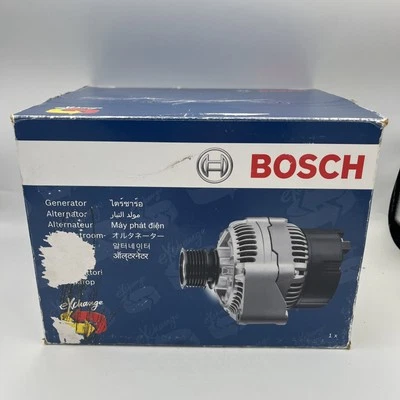 Alternador BOSCH OE REMAN AL0841X BMW X5 328i X3 528i E90 328xi E46 enchufe agrietado Foto 1 de 4