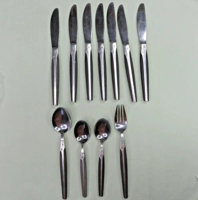 Cosmos CSM61 Lot of 12 Black Handle Atomic Starburst Knife Teaspoon Soup Salad - Image 1 of 4