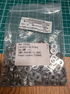 QTY: (191) 1/4" 18-8 Stainless Steel Small OD Extra Thick Flat Washer 11101294 - Picture 1 of 2