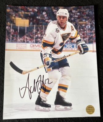 FOTO AUTOGRAFIADA 8X10 FIRMADA POR ADAM OATES CERTIFICADO DE AUTENTICIDAD AUTO Foto 1 de 4