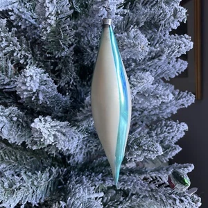 "Adorno de Navidad vintage lágrima hielo Alemania Occidental vidrio 6"" blanco turquesa" - Imagen 1 de 4
