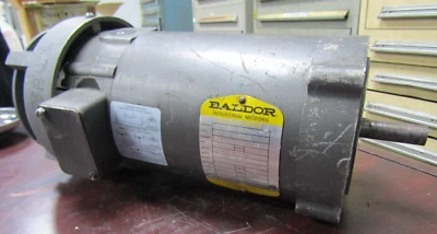 😃 BALDOR 1/2 HP ELECTRIC DC MOTOR 180A/200/100F VDC 1750 RPM 56C FRAME CD3451 - Image 1 of 4