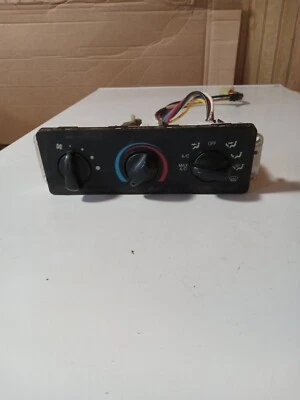 Ford F250 Super Duty 1999 usado manual control de temperatura interruptor de CA fabricante original Foto 1 de 4
