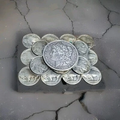 Antigua hebilla de cinturón de plata hecha a mano, alrededor de 1899 Foto 1 de 4